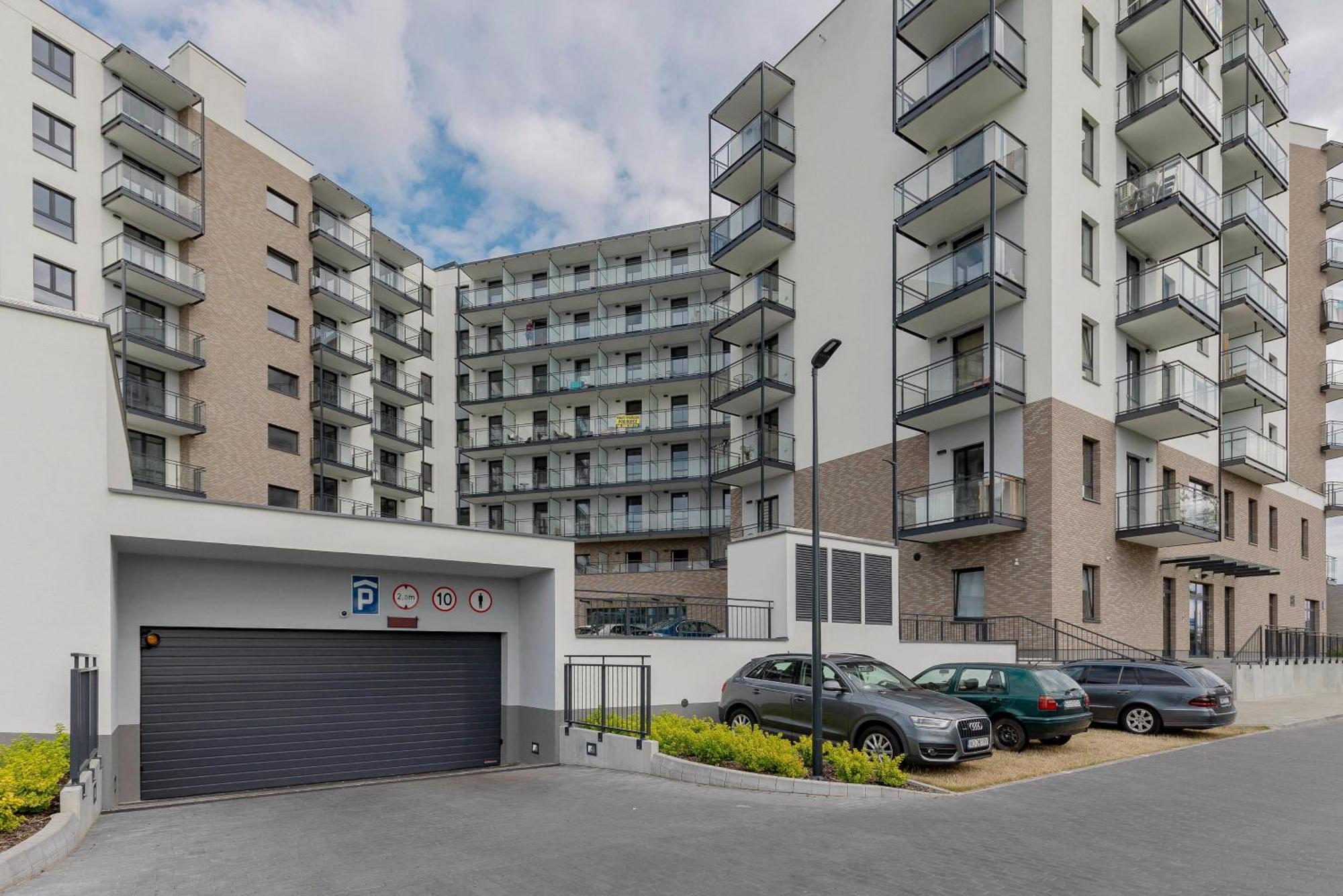 Modern Apartment With Balcony Near Aleje Jerozolimskie By Noclegi Renters Warsaw Exterior photo